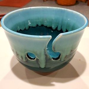 Ceramic yarn bowl